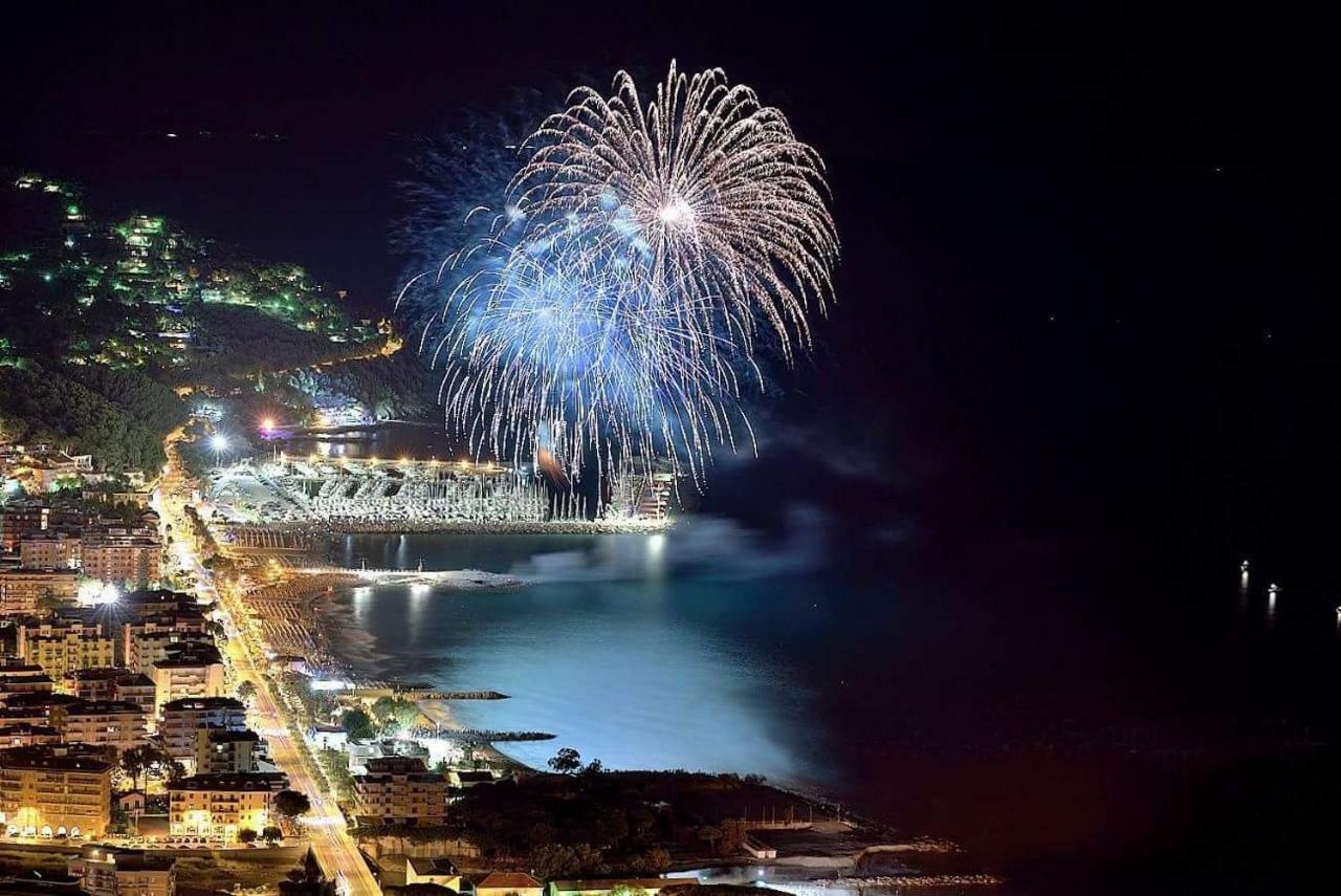 شقة Marina dʼAndora  في Sapore Di Sale المظهر الخارجي الصورة